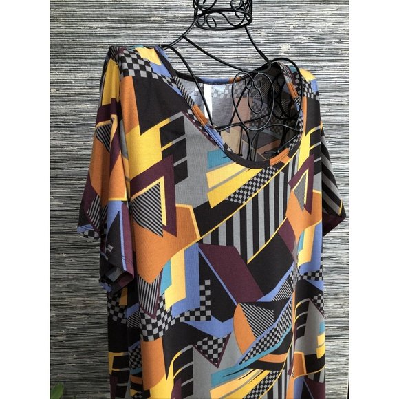 Lula Rose Short Sleeve Top 3X - Picture 2 of 5